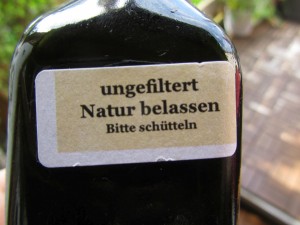 Mevlâna ungefiltert Etikett auf Flasche Foto